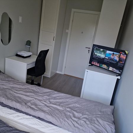 Privat Room In Shared 3 Rooms Apartment Manglerud Oslo Eksteriør bilde